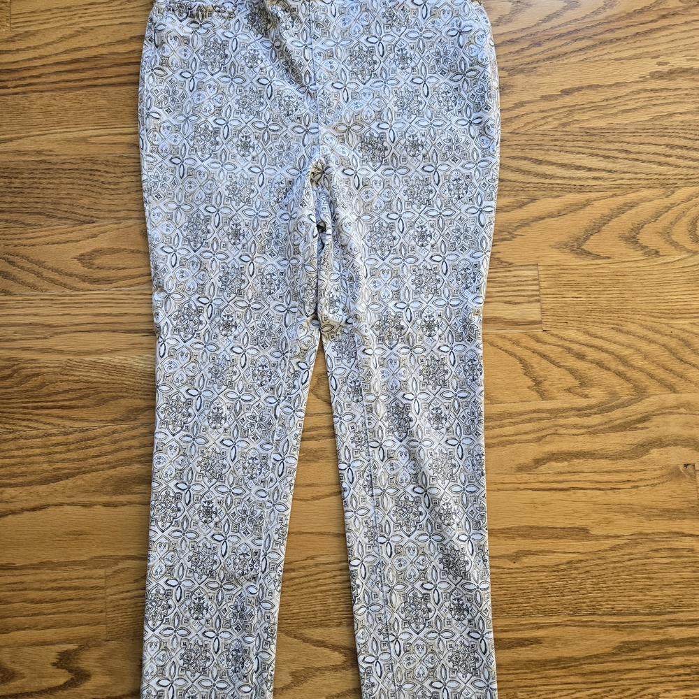 Rafaella Comfort Black, Tan and White Patterned Leggings